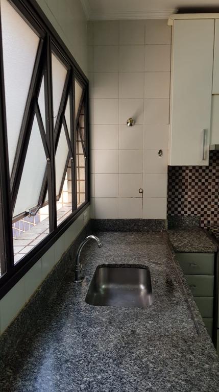 Apartamento à venda com 3 quartos, 110m² - Foto 17