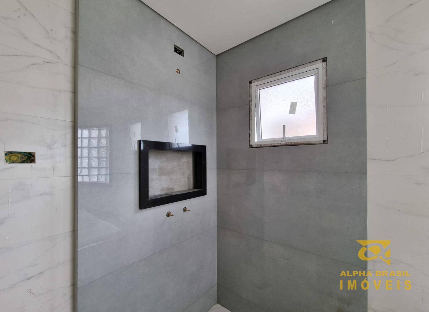 Casa à venda com 4 quartos, 371m² - Foto 10