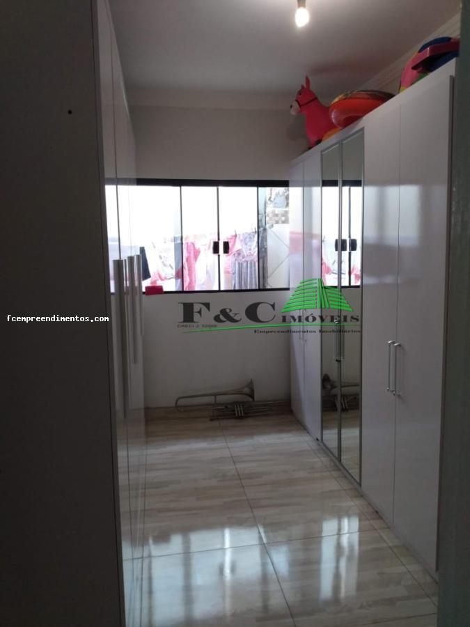 Casa à venda com 3 quartos, 140m² - Foto 5