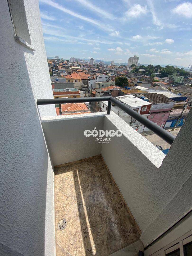 Apartamento à venda com 2 quartos, 64m² - Foto 2