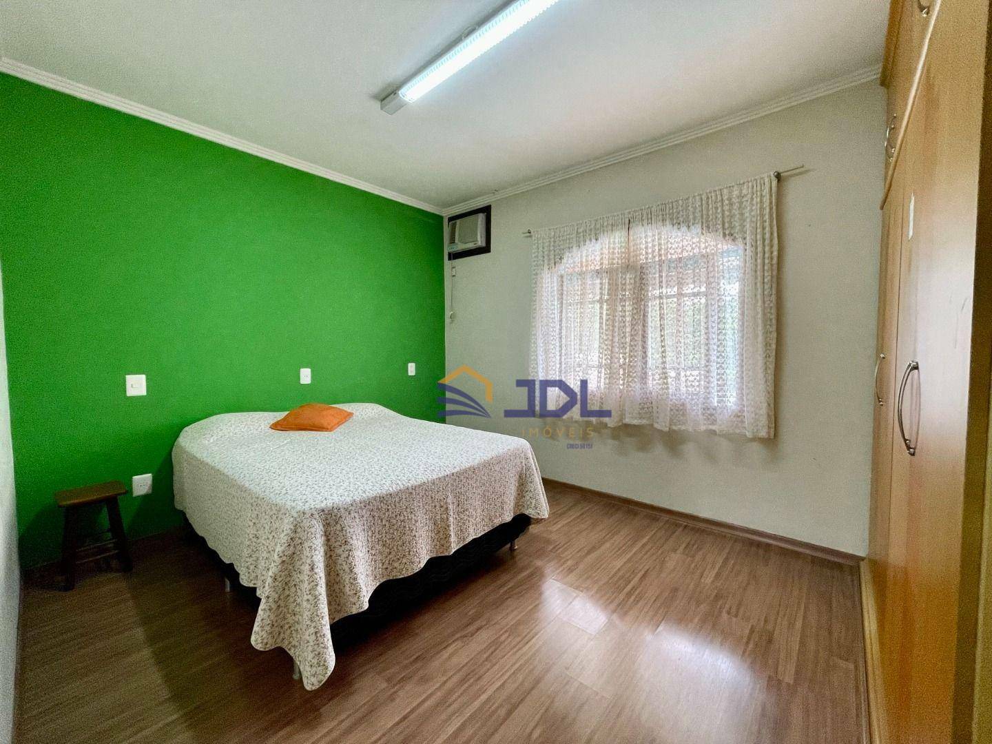 Casa à venda com 3 quartos, 228m² - Foto 21