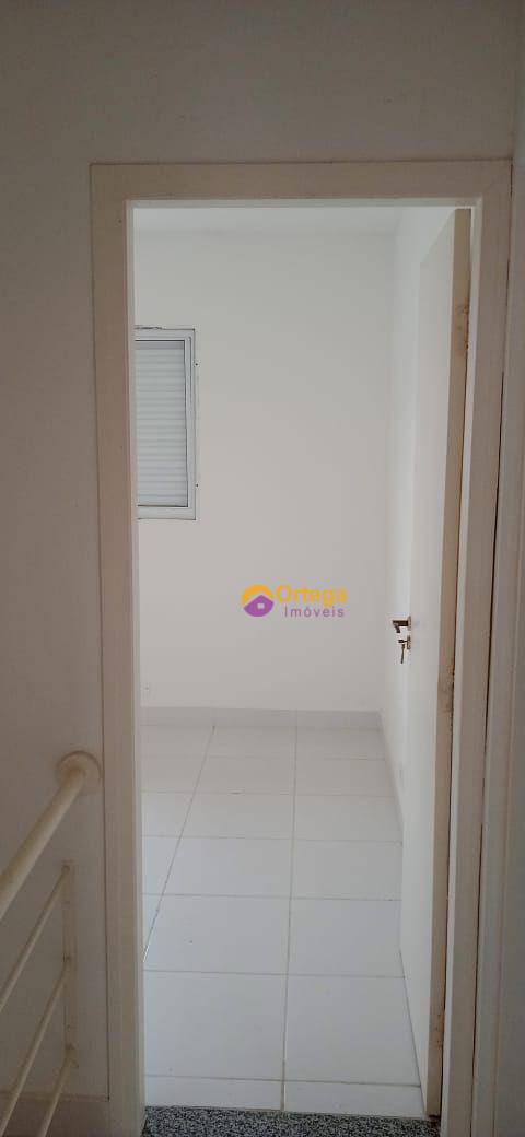 Sobrado para alugar com 3 quartos, 70m² - Foto 9