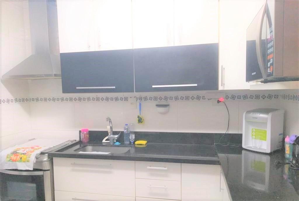 Apartamento à venda com 2 quartos, 64m² - Foto 4