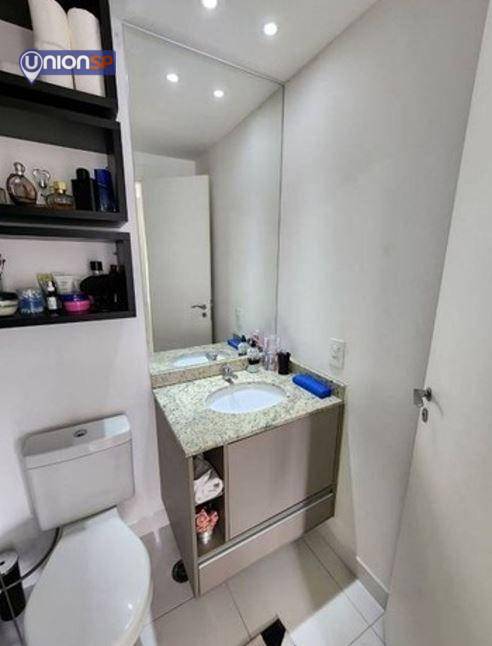 Apartamento à venda com 2 quartos, 61m² - Foto 7