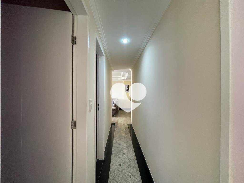 Apartamento à venda com 3 quartos, 118m² - Foto 12