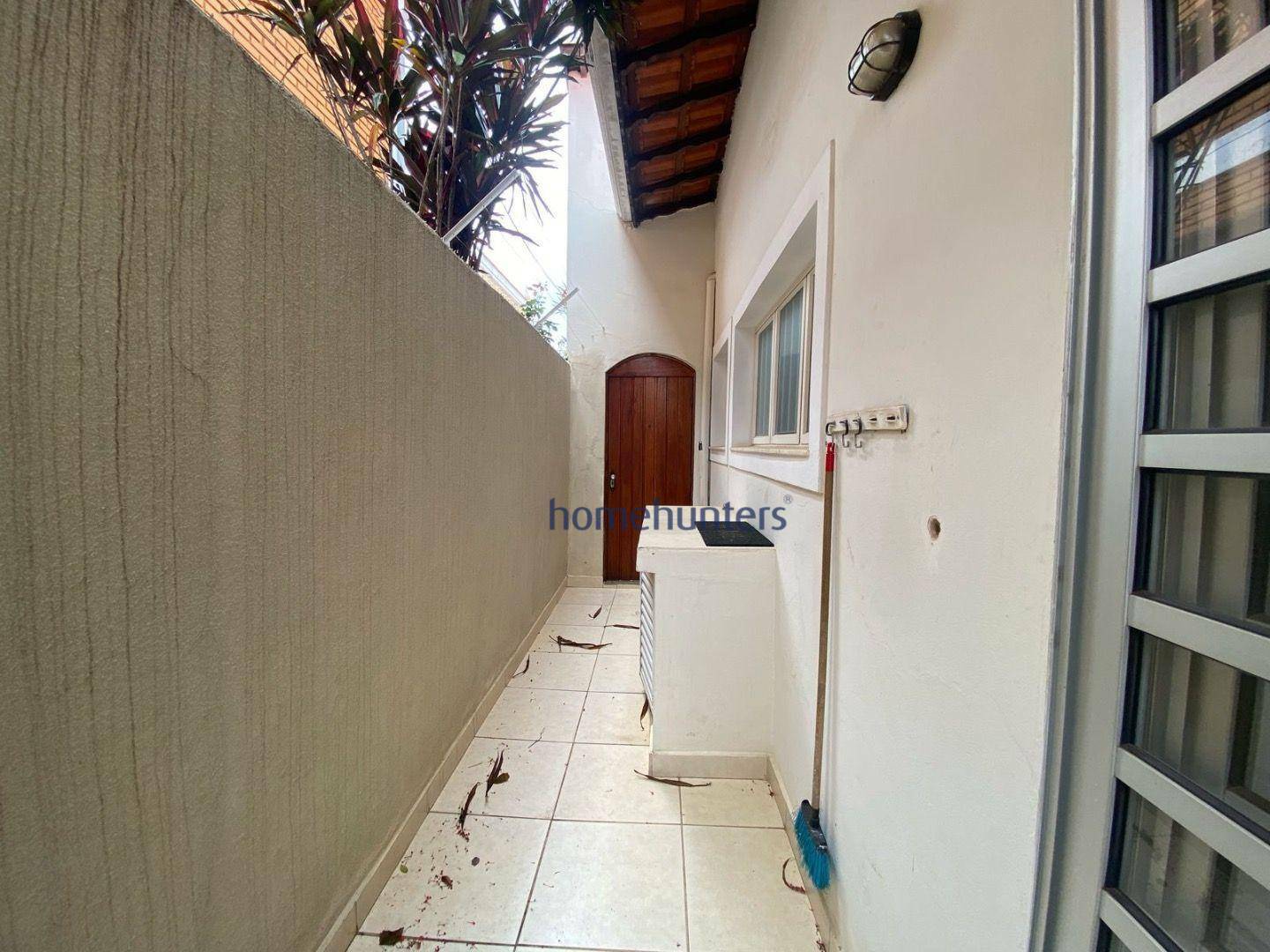 Casa à venda e aluguel com 3 quartos, 165m² - Foto 39