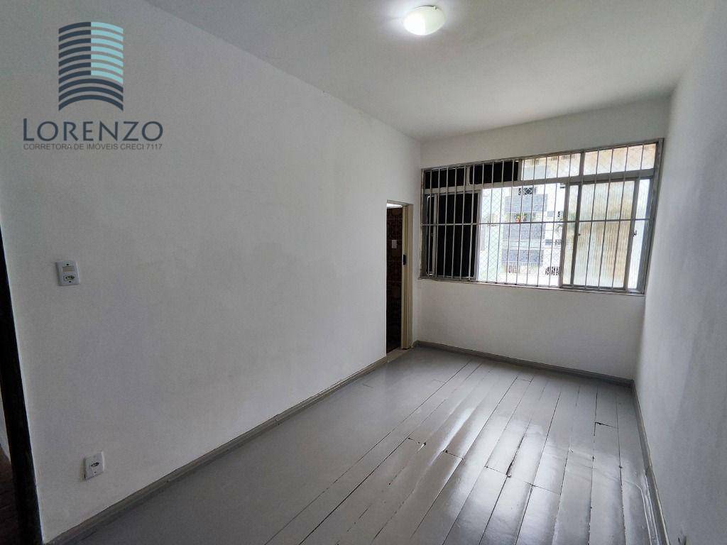 Apartamento para alugar com 3 quartos, 97m² - Foto 23