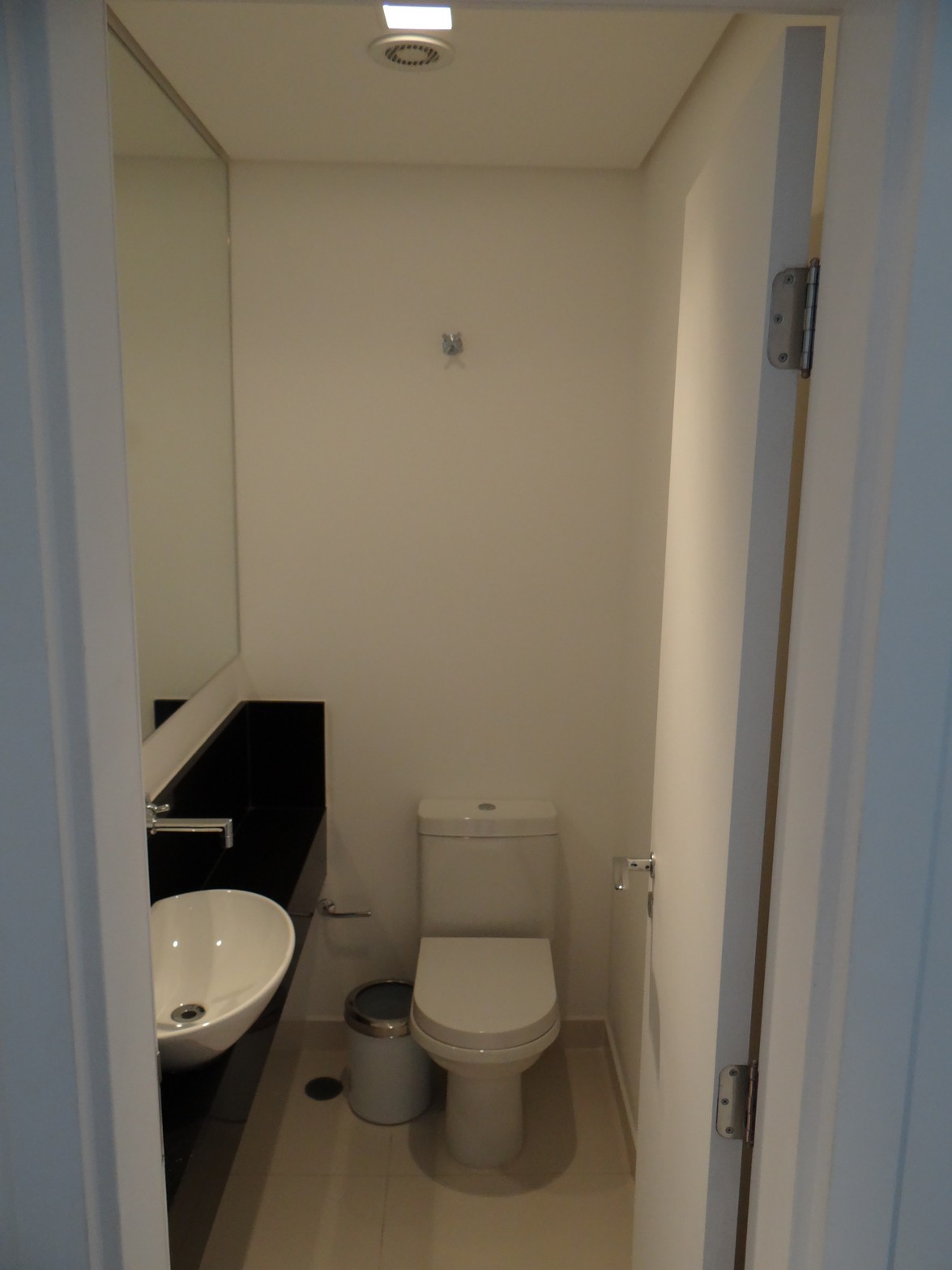 Apartamento à venda com 1 quarto, 61m² - Foto 4