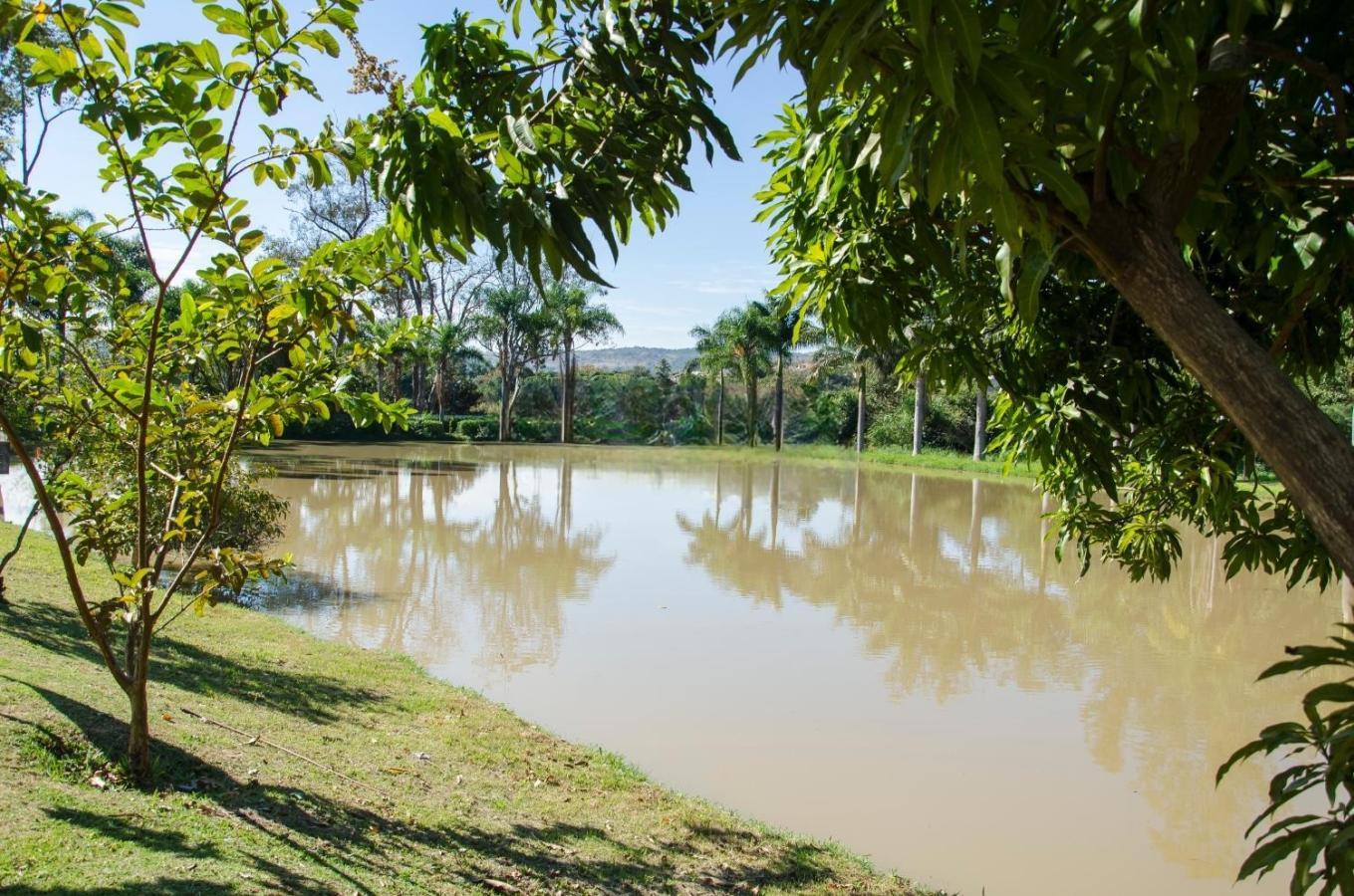 Casa de Condomínio para alugar com 3 quartos, 330m² - Foto 48