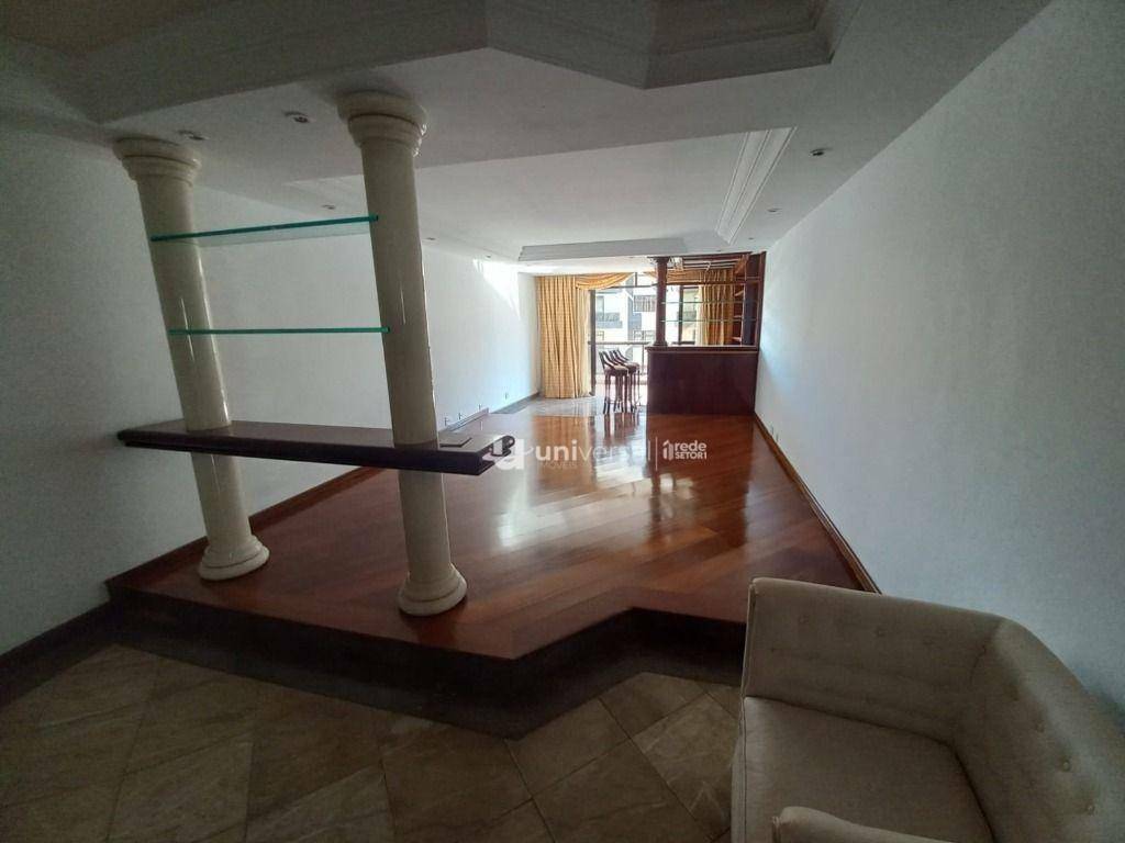 Apartamento à venda com 4 quartos, 220m² - Foto 5