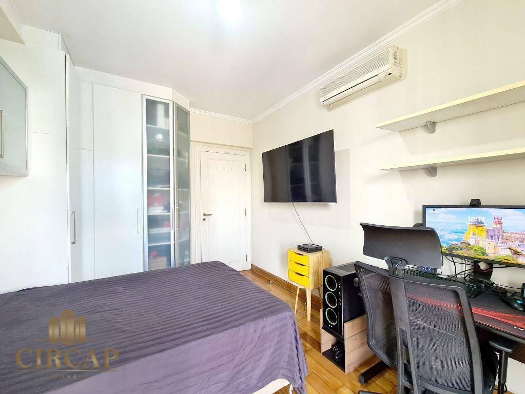 Apartamento à venda com 4 quartos, 258m² - Foto 26