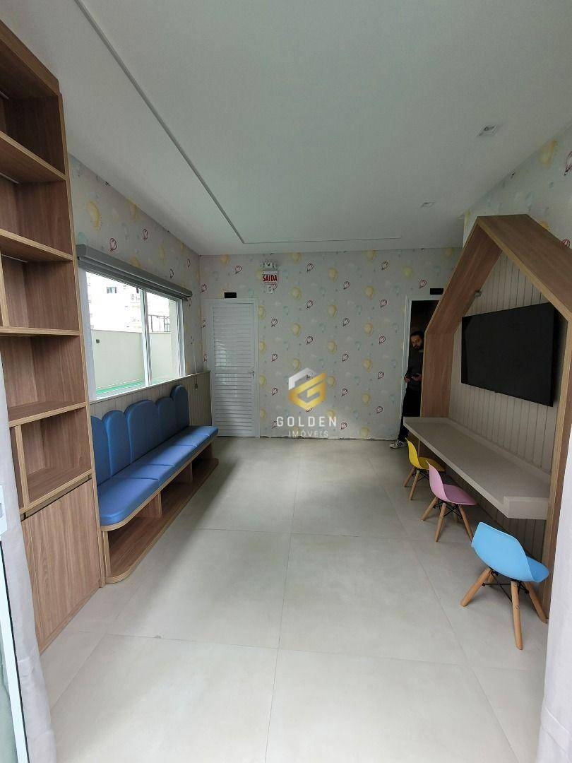 Apartamento à venda com 3 quartos, 147m² - Foto 14