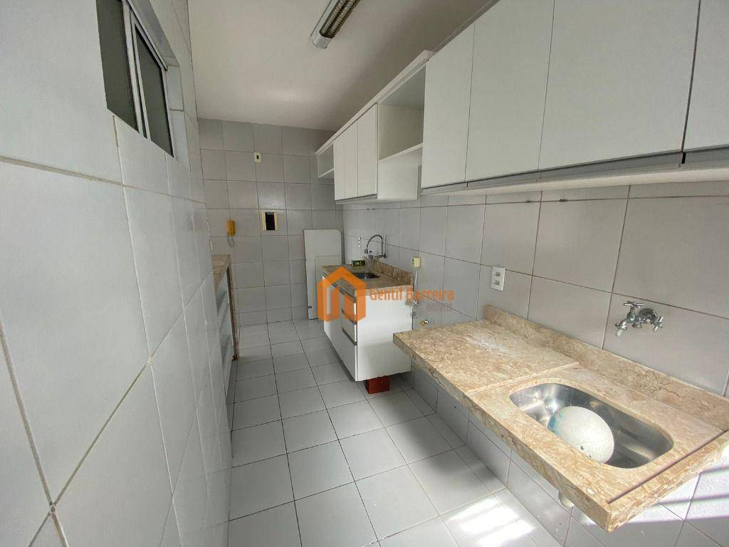 Apartamento à venda com 3 quartos, 63m² - Foto 11