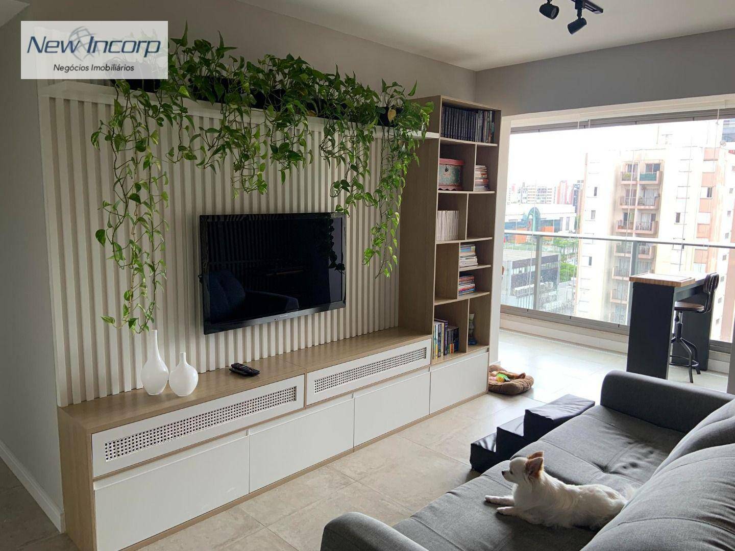 Apartamento à venda com 2 quartos, 72m² - Foto 1