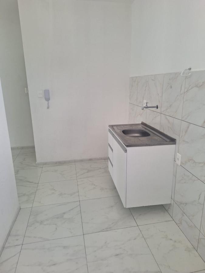 Apartamento para alugar com 2 quartos, 60m² - Foto 9