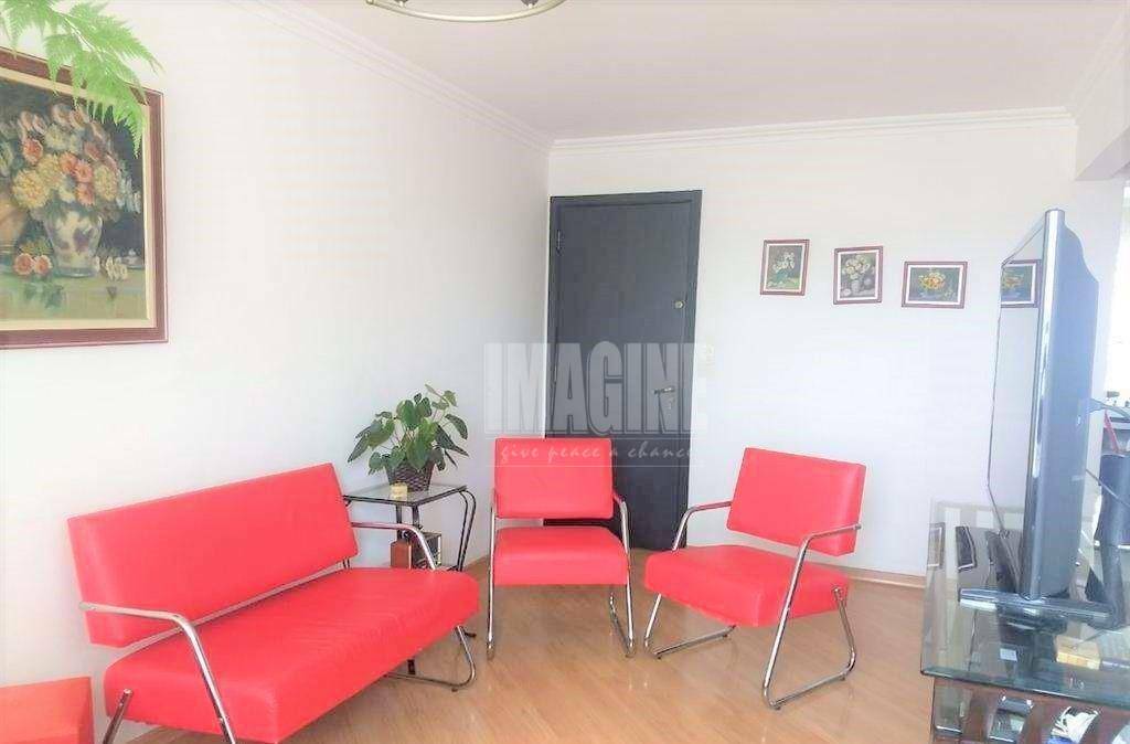 Apartamento à venda com 2 quartos, 72m² - Foto 1