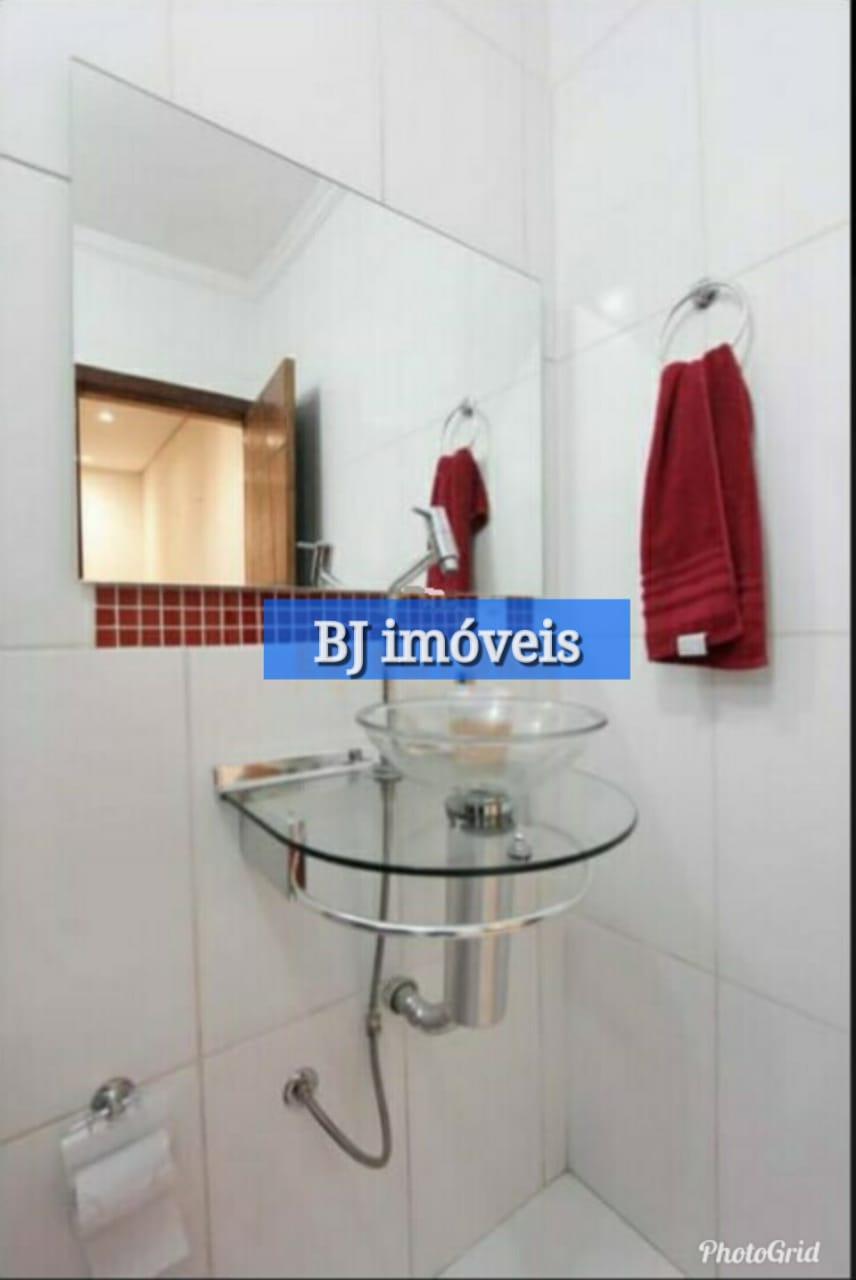 Casa à venda com 2 quartos, 200m² - Foto 12