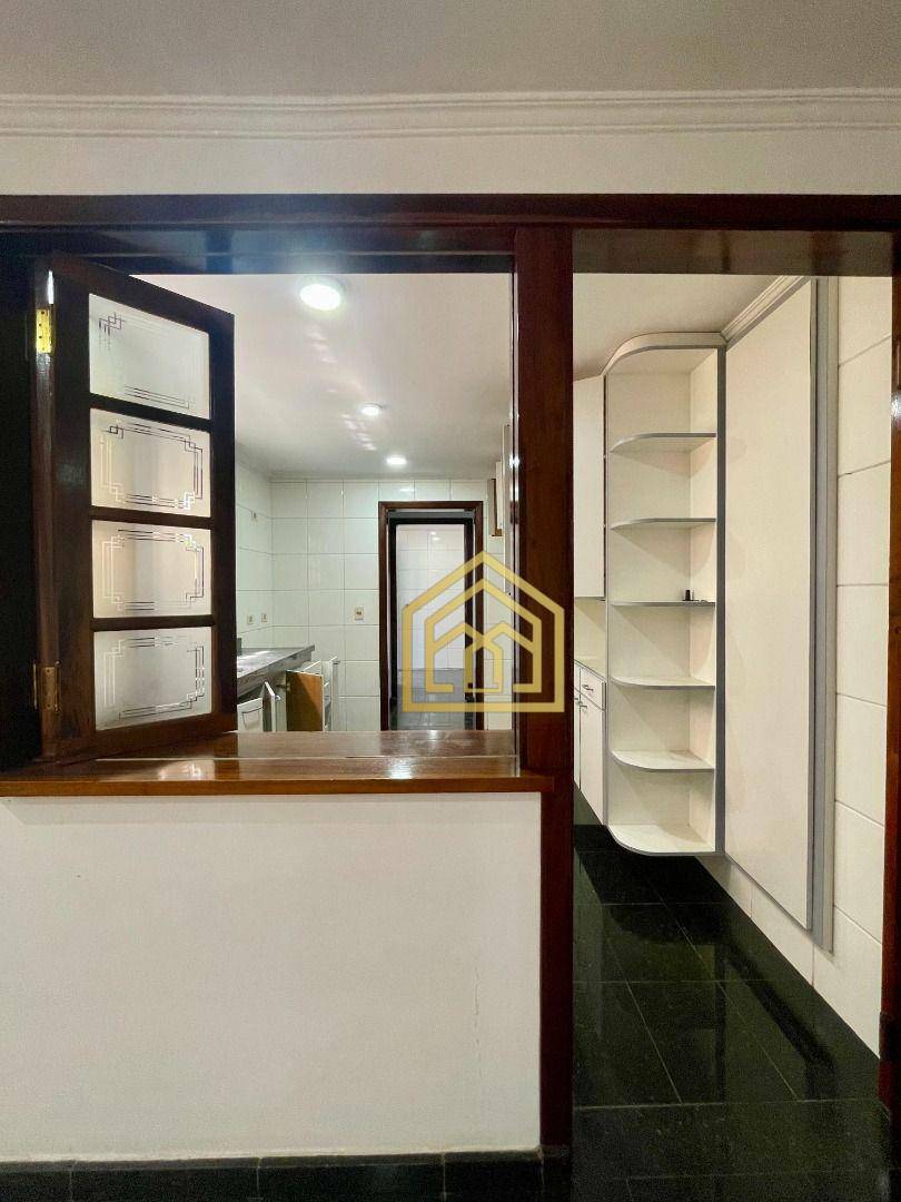 Sobrado à venda com 4 quartos, 361m² - Foto 13