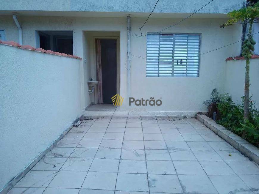 Sobrado à venda com 3 quartos, 206m² - Foto 4