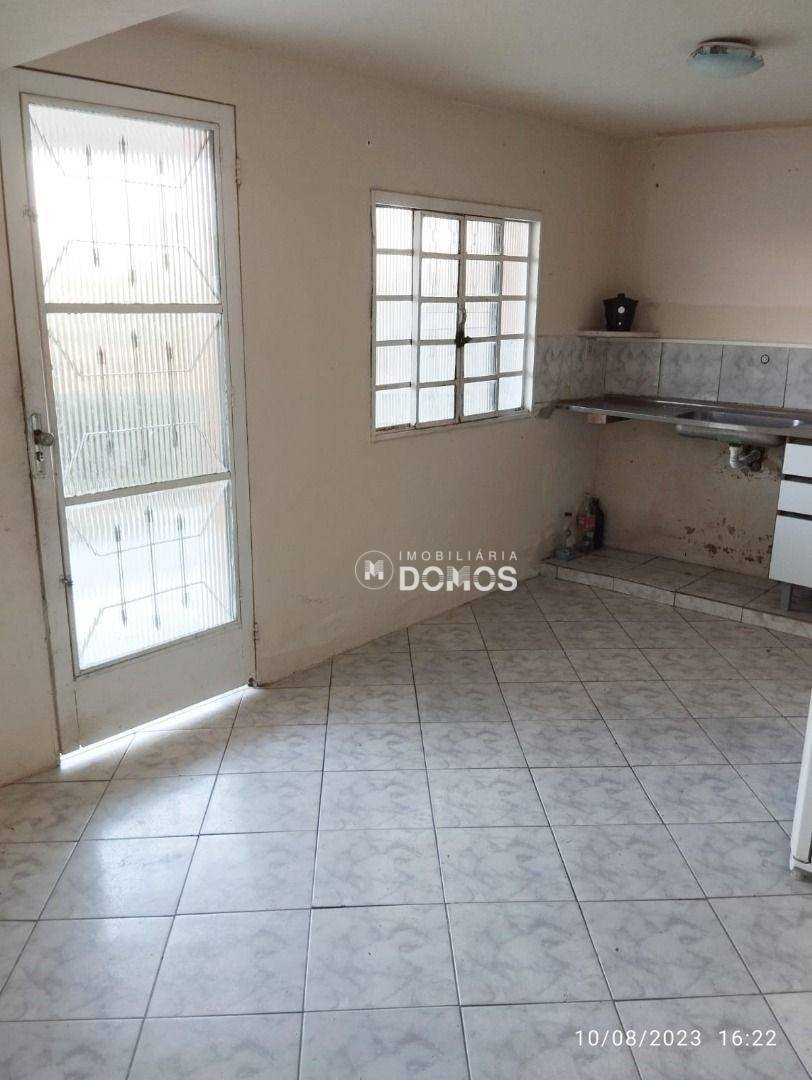 Casa à venda com 3 quartos, 180m² - Foto 10