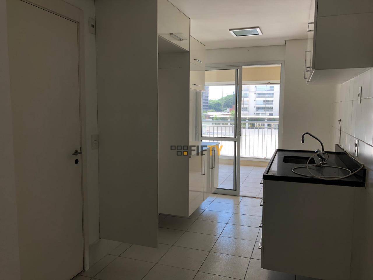 Apartamento à venda com 3 quartos, 130m² - Foto 6