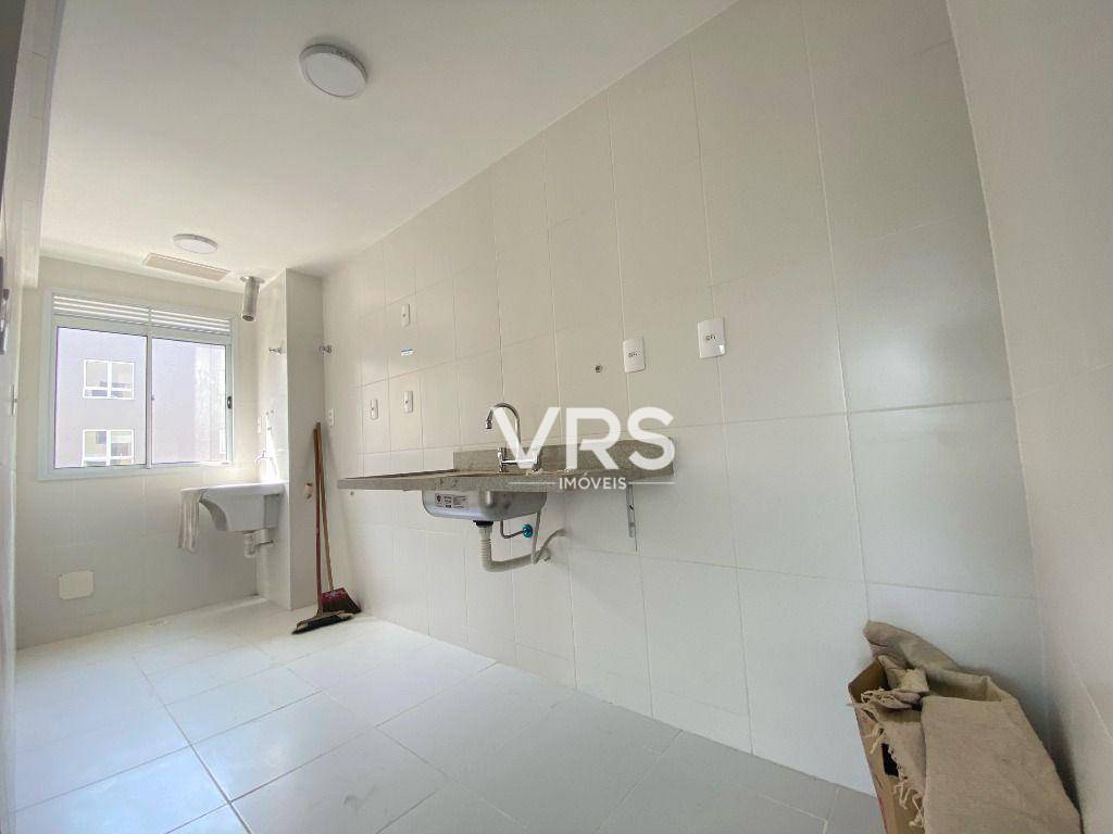 Apartamento à venda com 2 quartos, 60m² - Foto 5