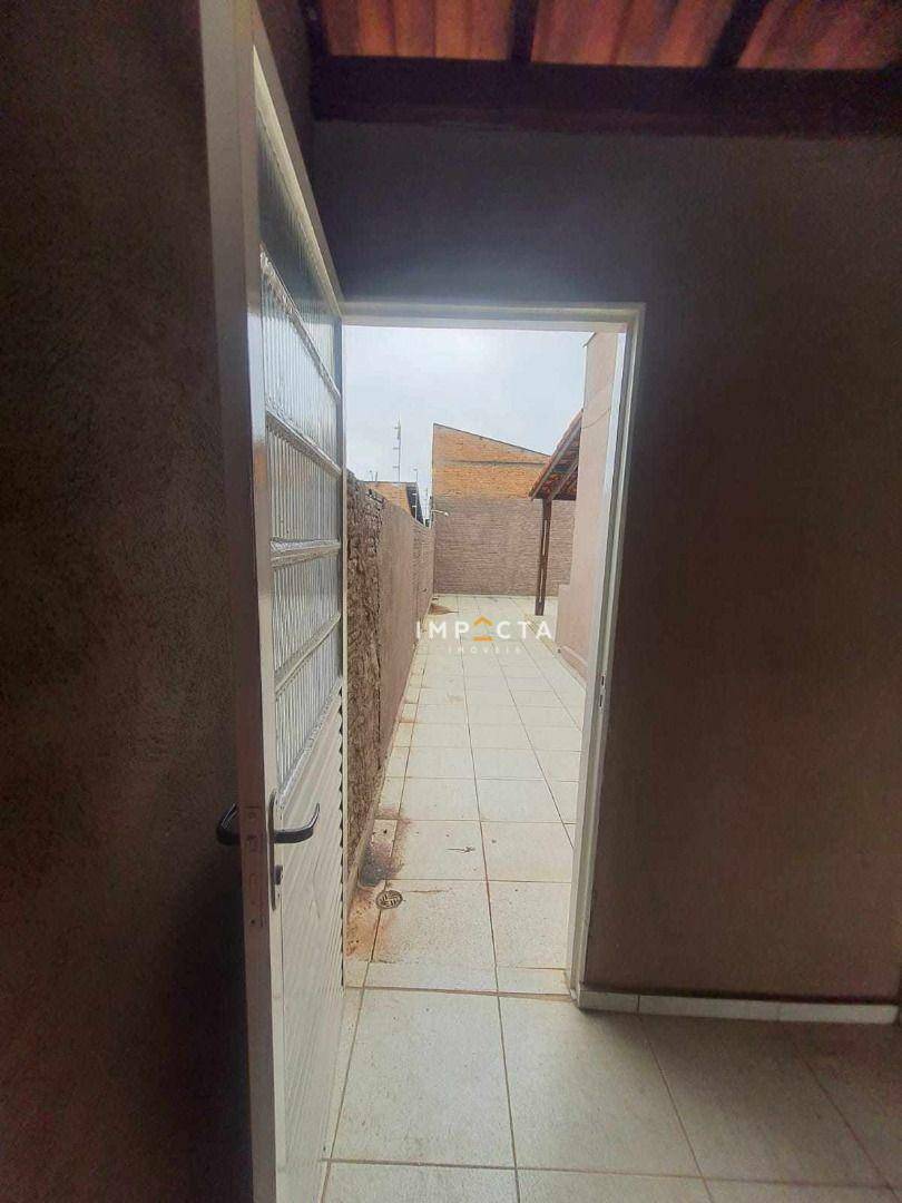 Casa à venda com 2 quartos, 200M2 - Foto 6