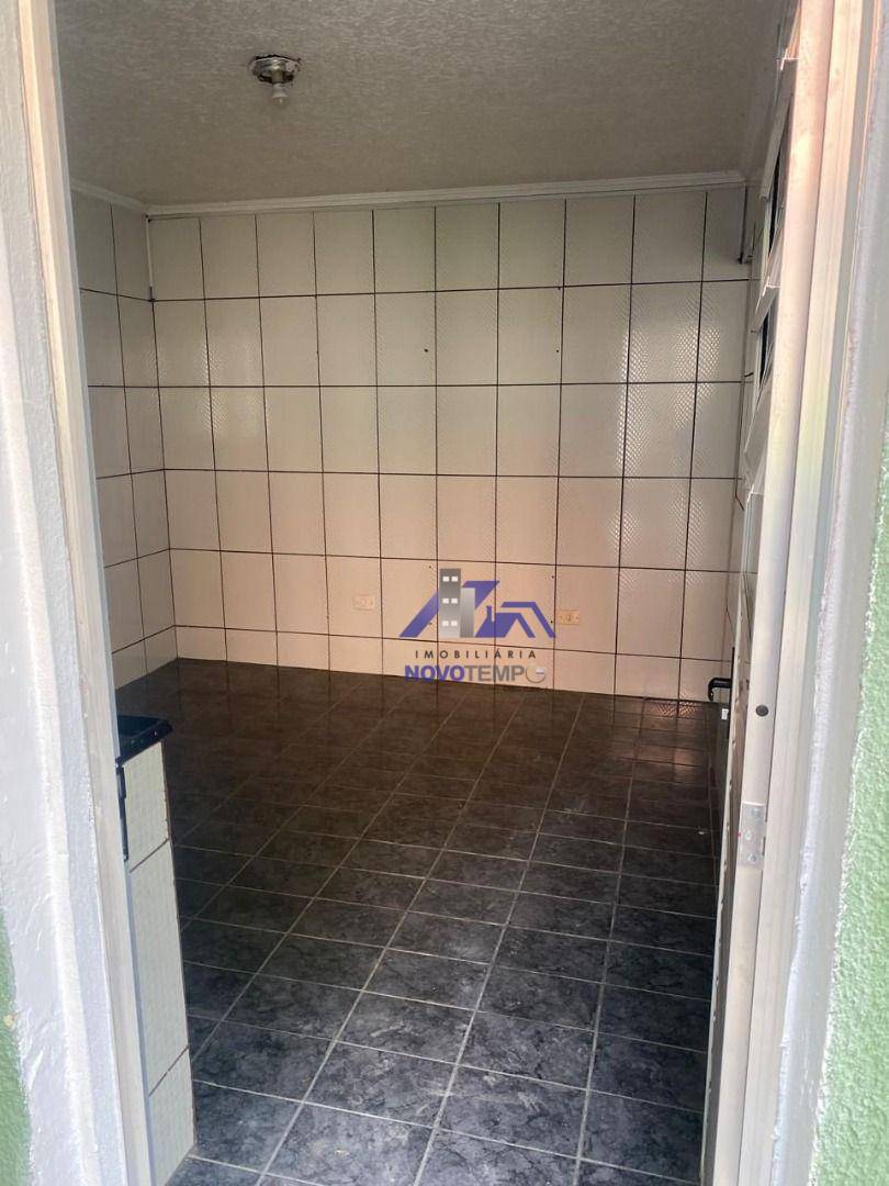 Casa à venda com 2 quartos, 200m² - Foto 10