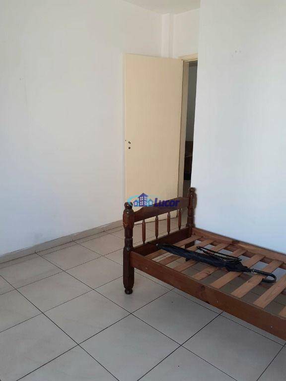 Apartamento para alugar com 2 quartos, 70m² - Foto 7