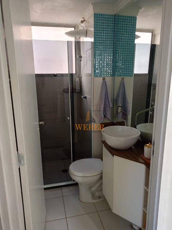 Apartamento à venda com 2 quartos, 45m² - Foto 3