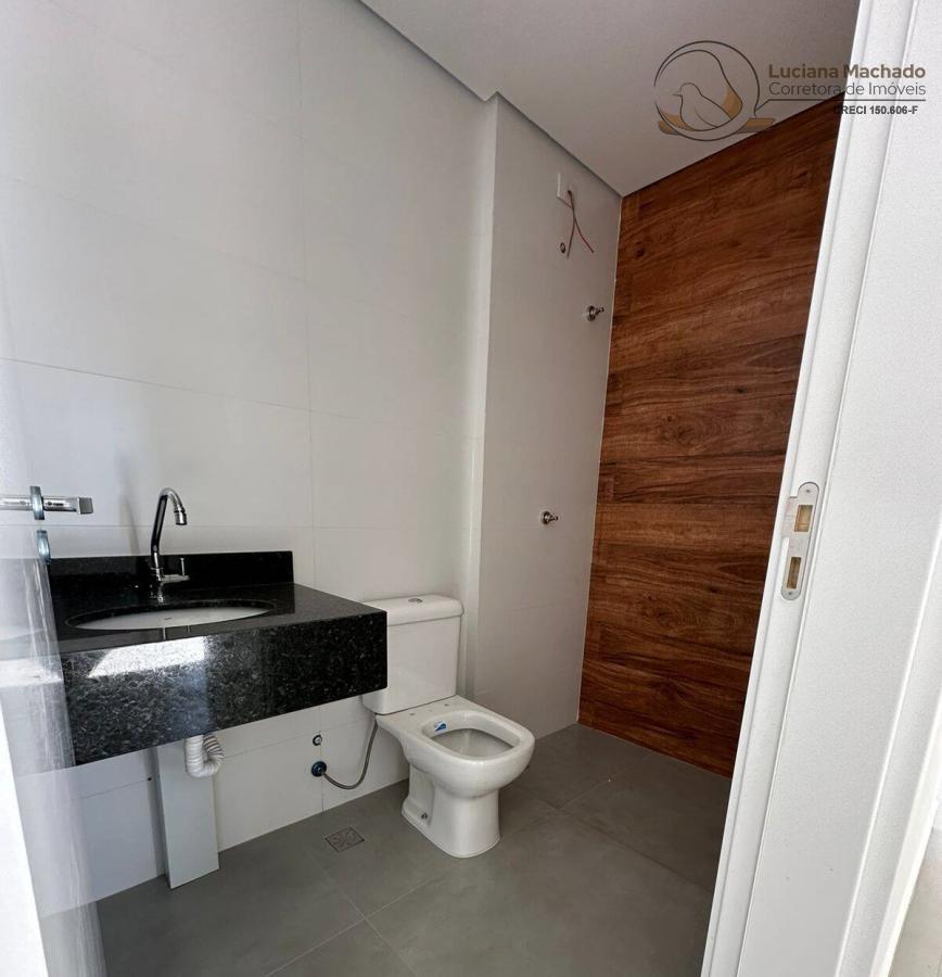 Apartamento à venda com 2 quartos, 62m² - Foto 20