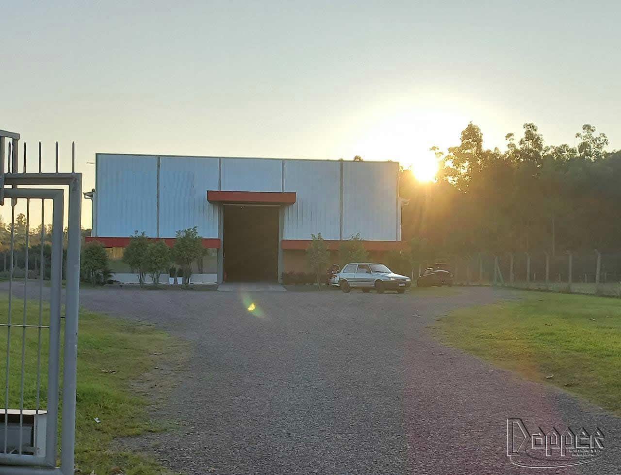 Depósito-Galpão-Armazém para alugar, 1200m² - Foto 1