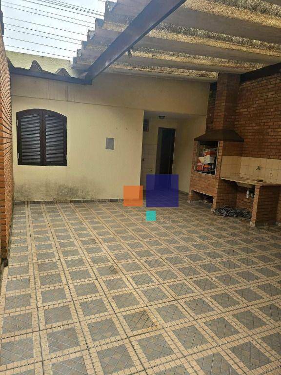 Sobrado à venda com 3 quartos, 215m² - Foto 14