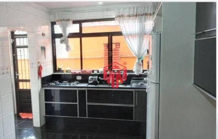 Sobrado à venda com 3 quartos, 315m² - Foto 18