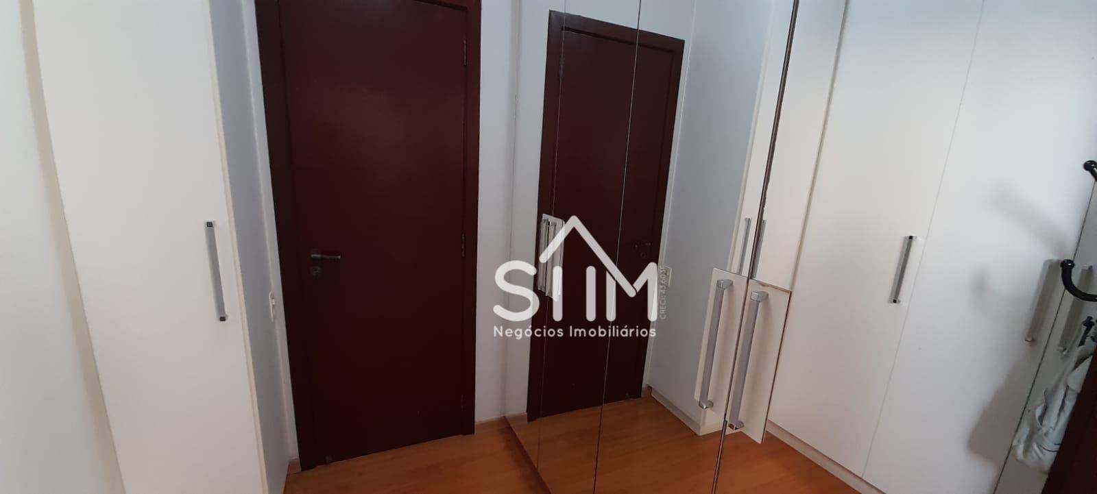 Apartamento à venda com 3 quartos, 226m² - Foto 16