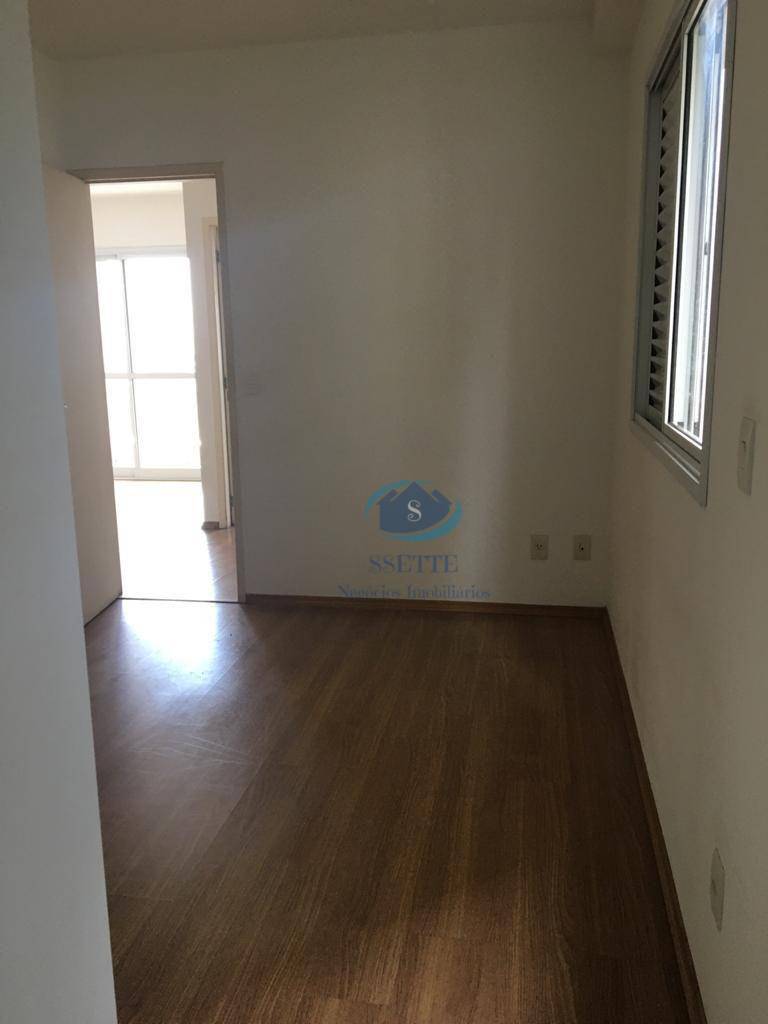 Apartamento à venda com 2 quartos, 67m² - Foto 6