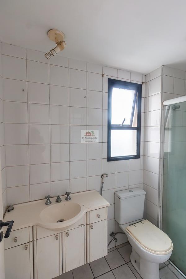 Apartamento à venda com 2 quartos, 60m² - Foto 21