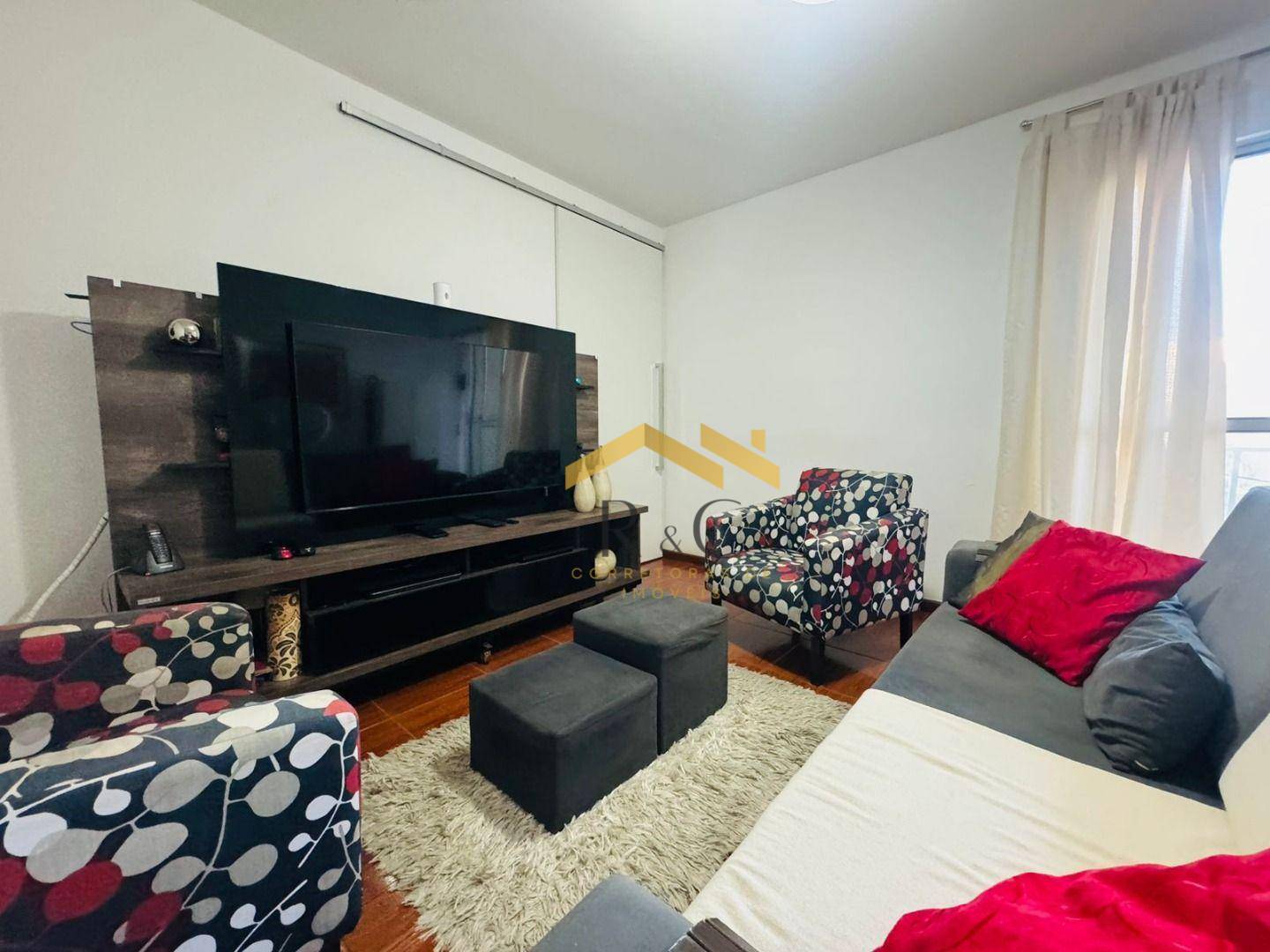 Apartamento à venda com 2 quartos, 68m² - Foto 3