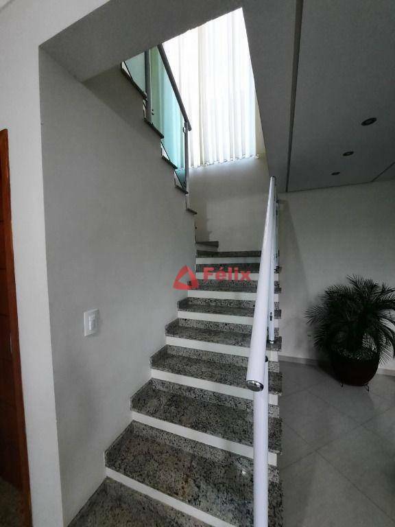 Sobrado à venda com 3 quartos, 212m² - Foto 10