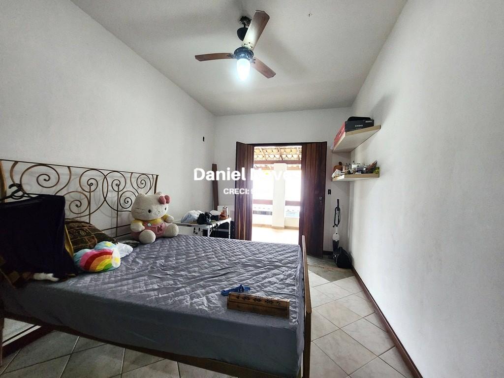 Casa à venda com 4 quartos, 207m² - Foto 21