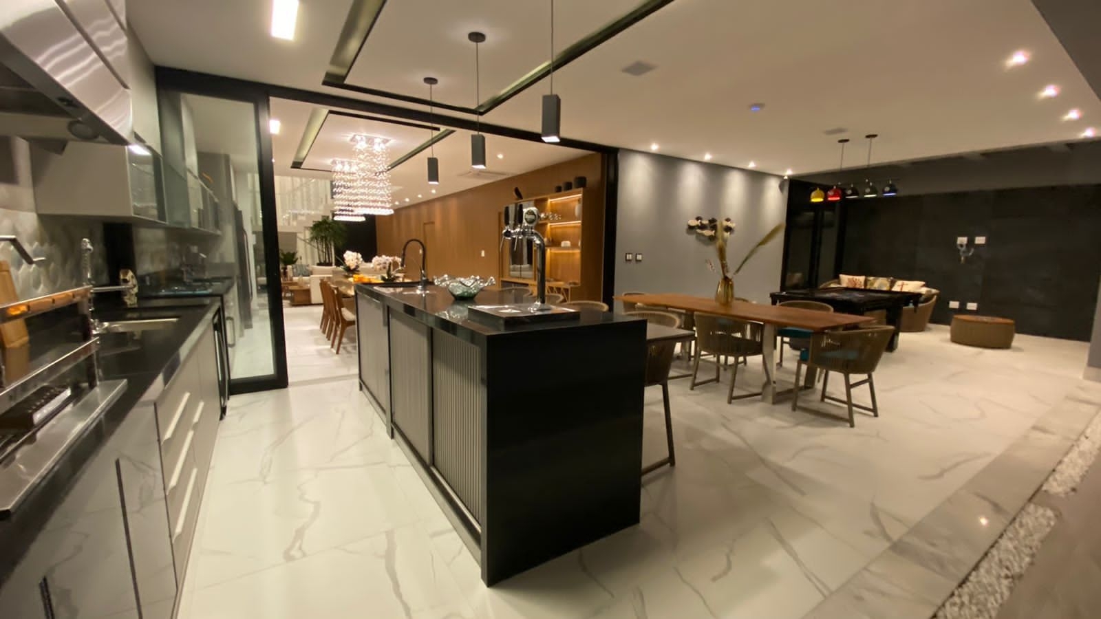 Casa à venda com 6 quartos, 462m² - Foto 32