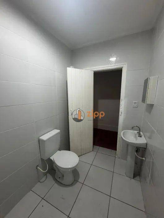 Casa para alugar com 2 quartos, 90m² - Foto 2