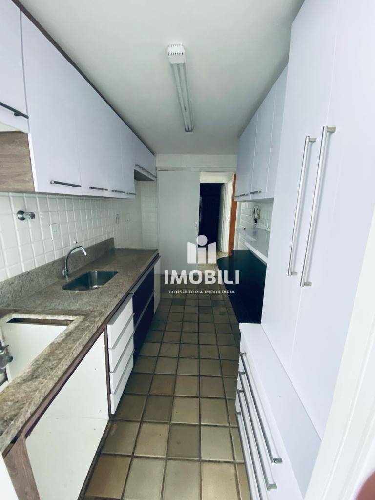 Apartamento à venda com 3 quartos, 131m² - Foto 10