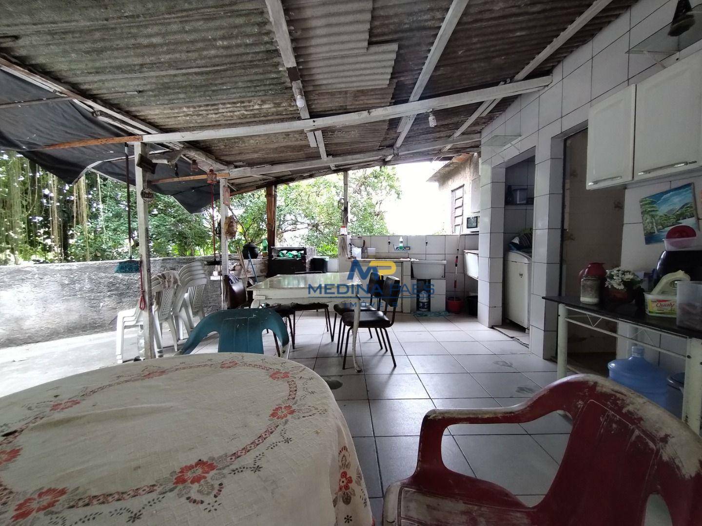 Casa à venda com 4 quartos, 100m² - Foto 33