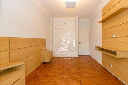 Apartamento à venda com 3 quartos, 122m² - Foto 19