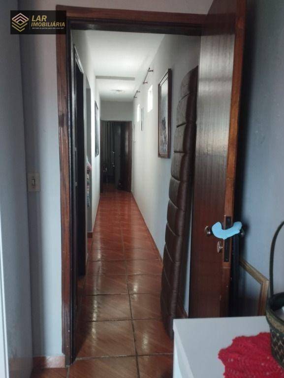 Sobrado à venda com 3 quartos, 200m² - Foto 16