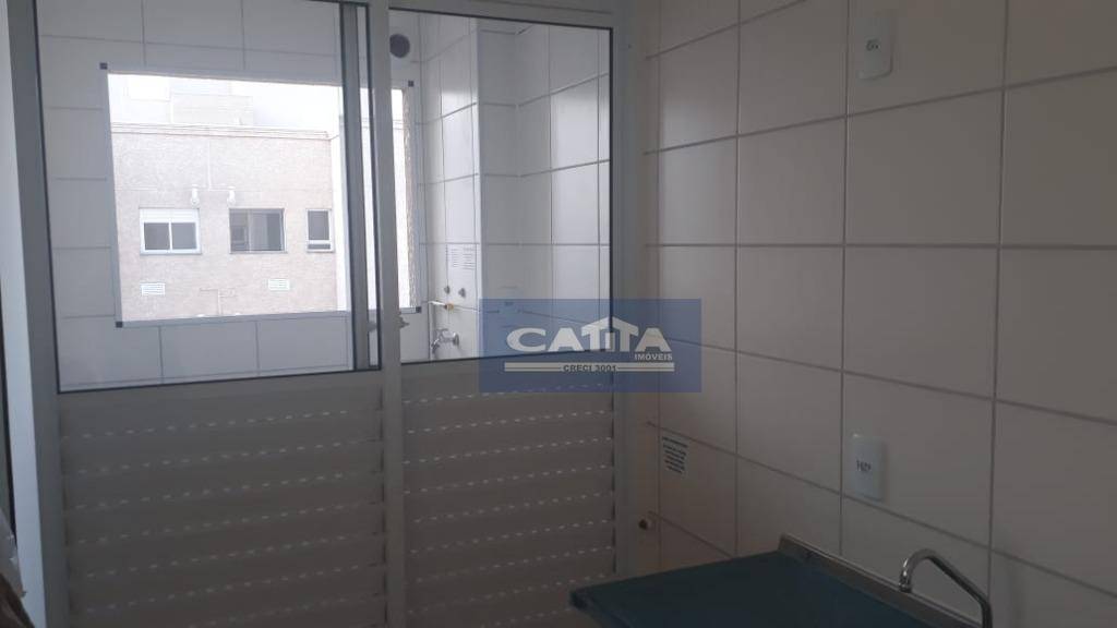 Apartamento à venda com 2 quartos, 45m² - Foto 3