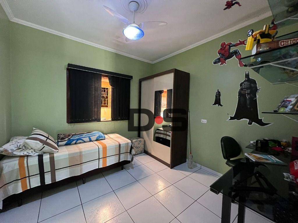 Casa à venda com 3 quartos, 150m² - Foto 11