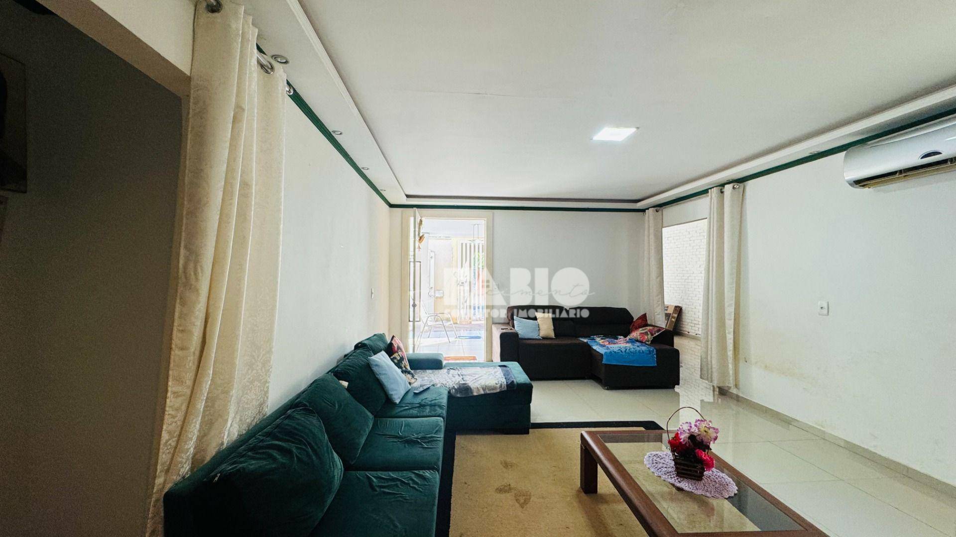 Casa à venda com 3 quartos, 250m² - Foto 9