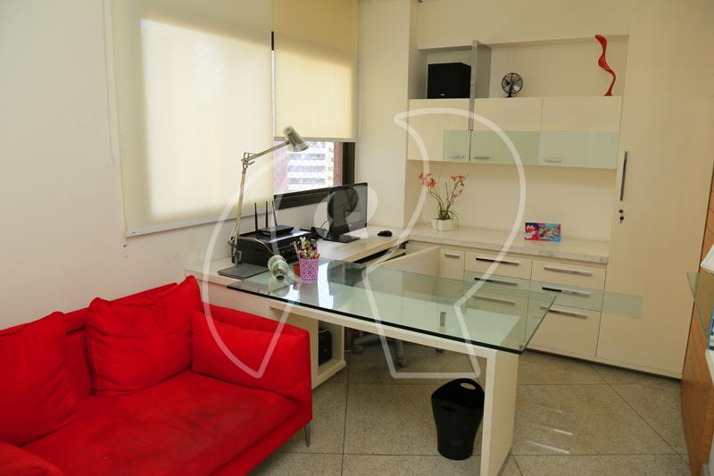 Apartamento à venda com 4 quartos, 300m² - Foto 7